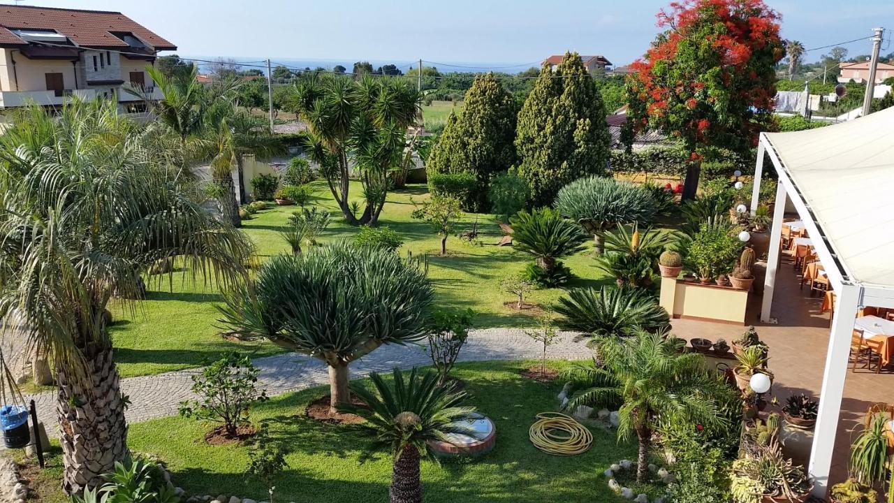 Hotel Damanse Santa Domenica  Zewnętrze zdjęcie
