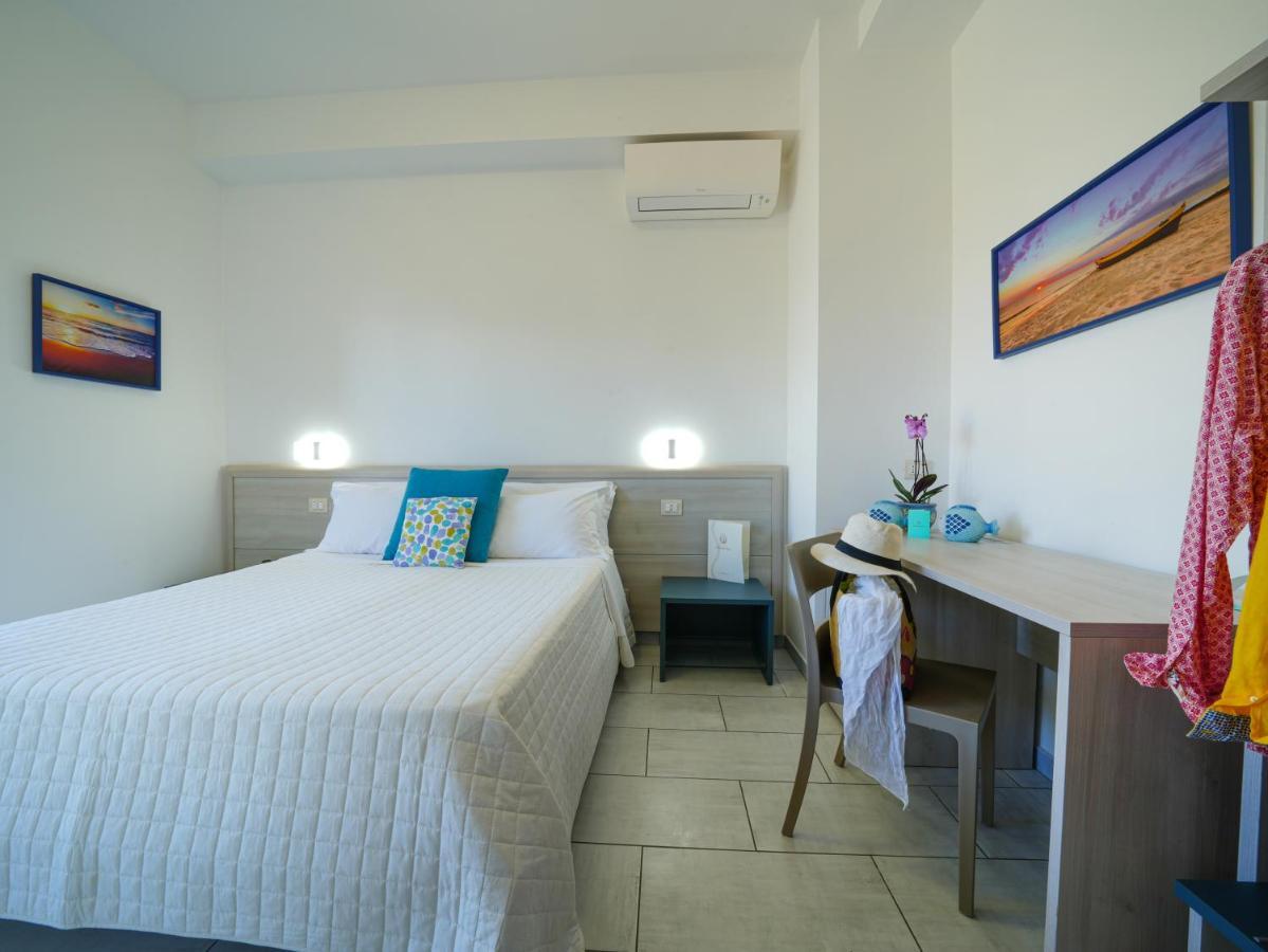 Hotel Damanse Santa Domenica  Zewnętrze zdjęcie