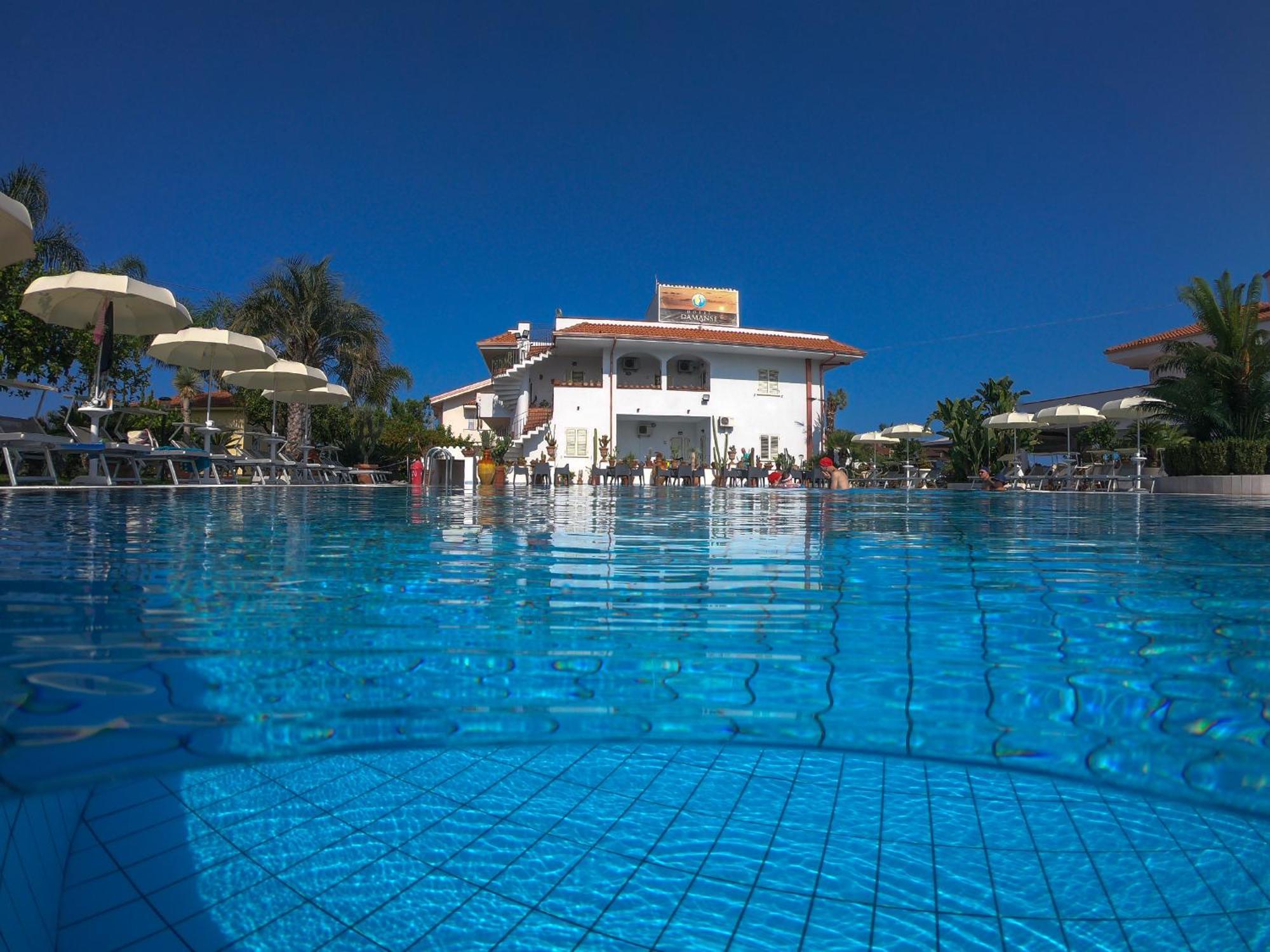 Hotel Damanse Santa Domenica  Zewnętrze zdjęcie